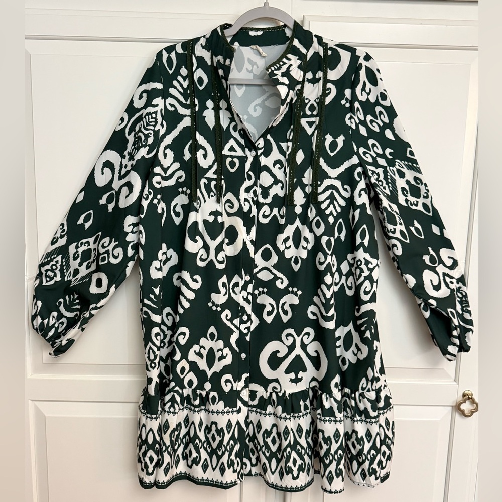 Green and White Floral Dress (Avara) - L